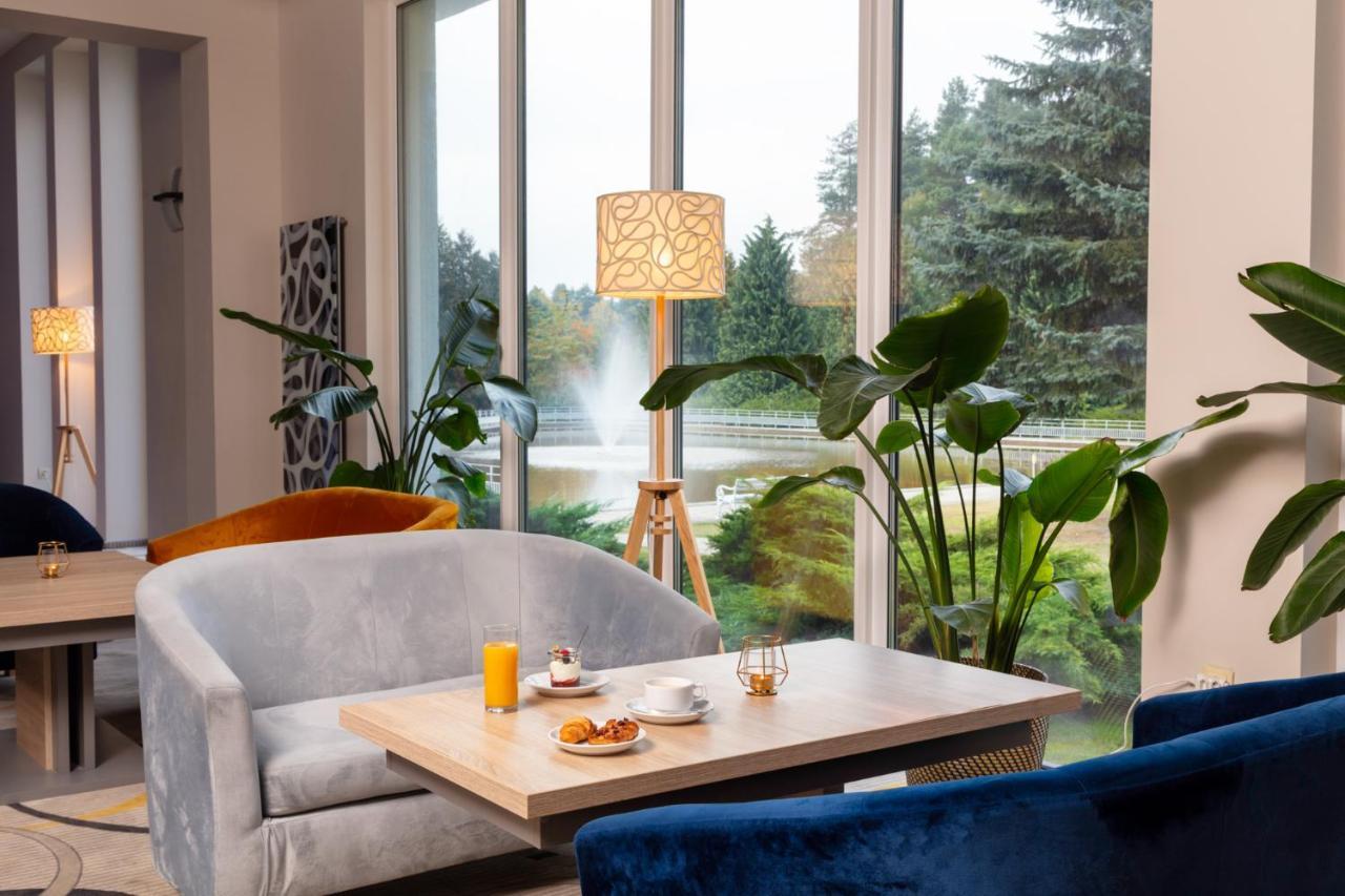 Perla Lesna Nadarzyn Bed & Breakfast Dış mekan fotoğraf