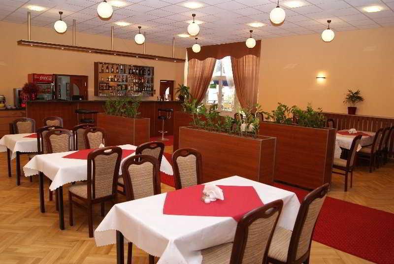 Perla Lesna Nadarzyn Bed & Breakfast Dış mekan fotoğraf