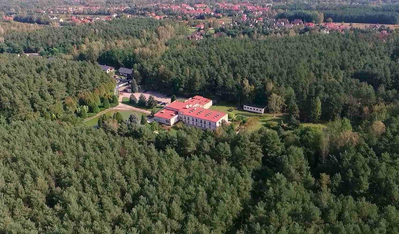 Perla Lesna Nadarzyn Bed & Breakfast Dış mekan fotoğraf