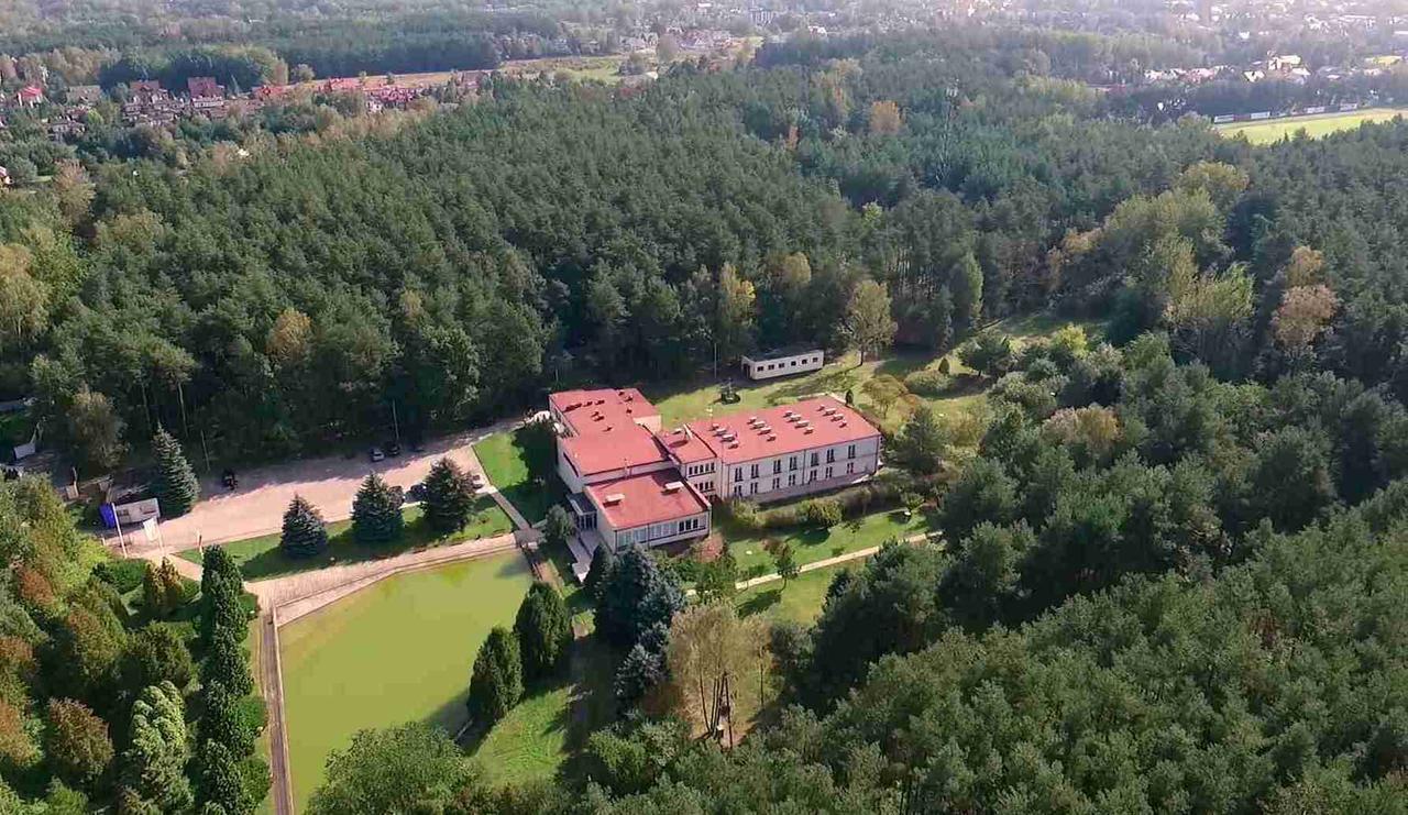 Perla Lesna Nadarzyn Bed & Breakfast Dış mekan fotoğraf